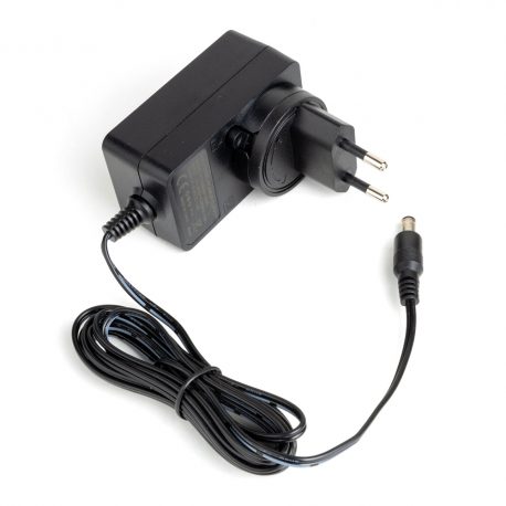 Universal-Power-Adapter-for-12V-or-9V-Devices