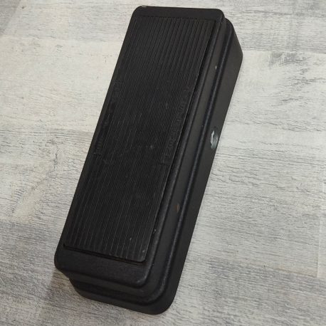 Dunlop-Cry-Baby-Wah-Pedal-used-2
